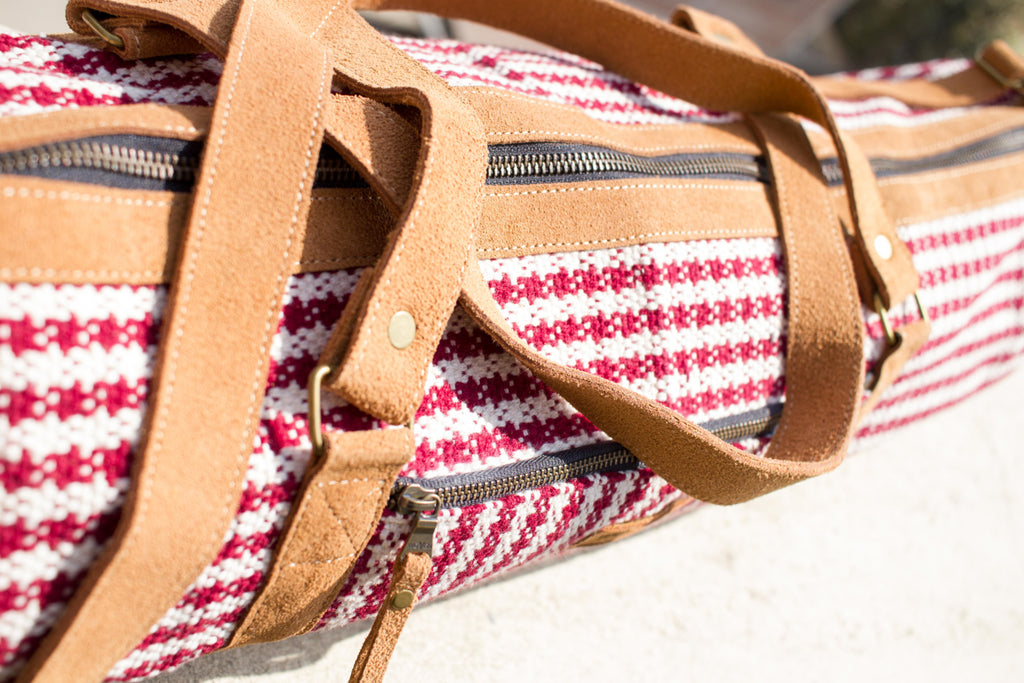 MUNIMUNI Aasha Zip Yoga Mat Bag by Woven - Red/ White Thicker Stripe